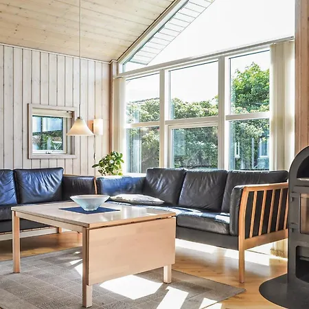 Fantastisk Hjem I Hvide Sande Med Sauna Feriehus Havrvig